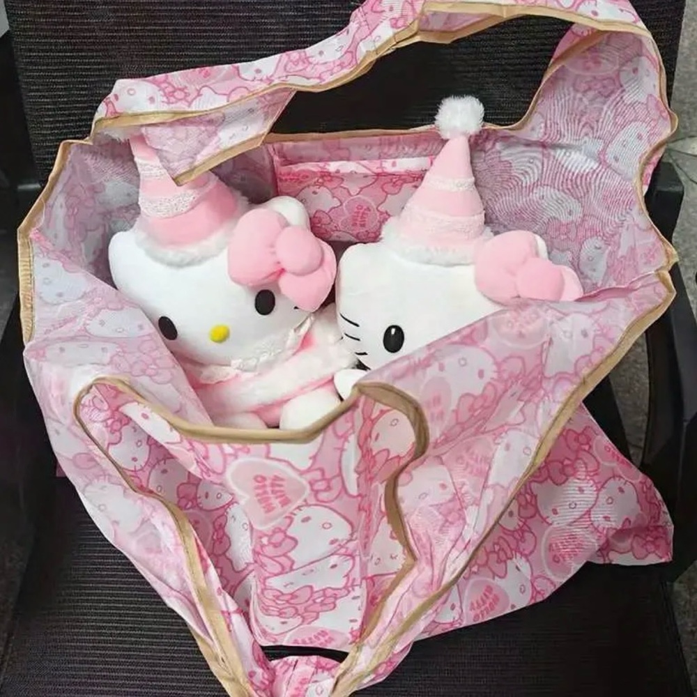 Sanrio HELLO KITTY Waterproof Portable Foldable Nylon Grocery Tote Bag - Picture 3 of 4